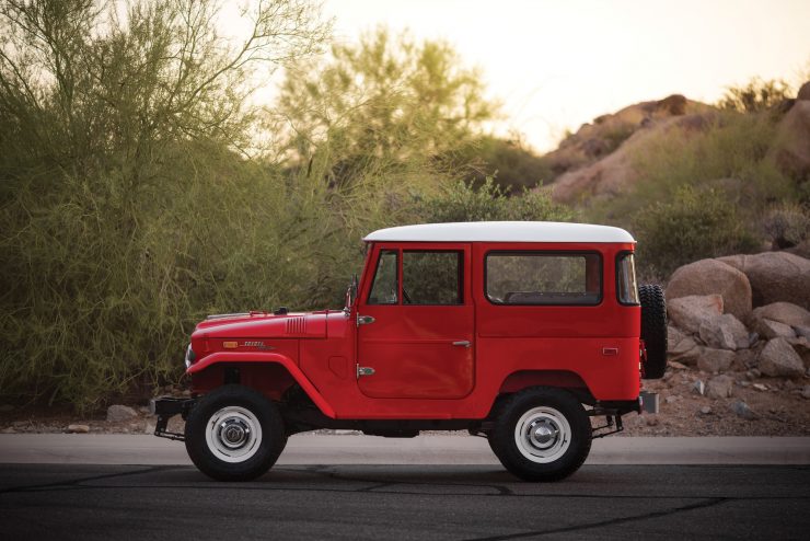 toyota-fj40-land-cruiser-4