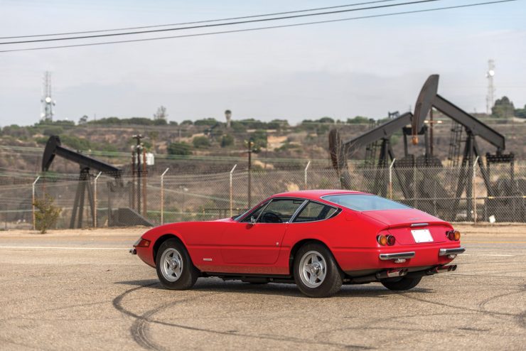 ferrari-365-gtb4-daytona-2