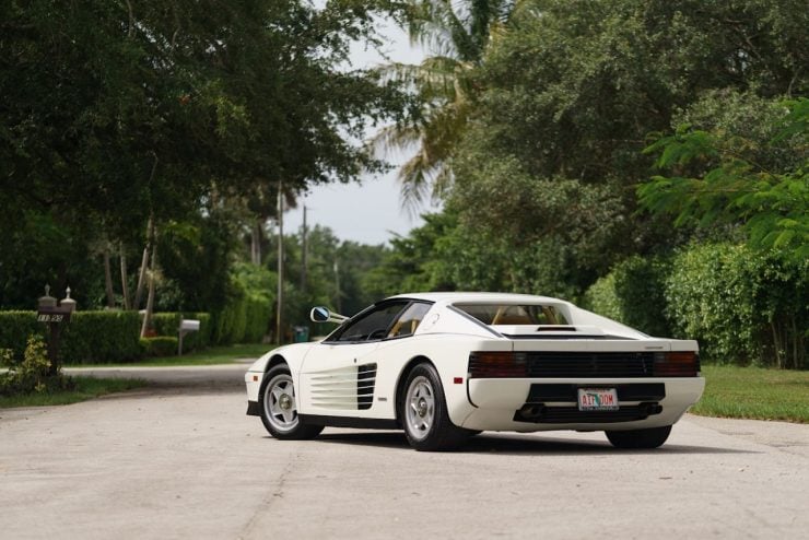 ferrari-testarossa-miami-vice-16