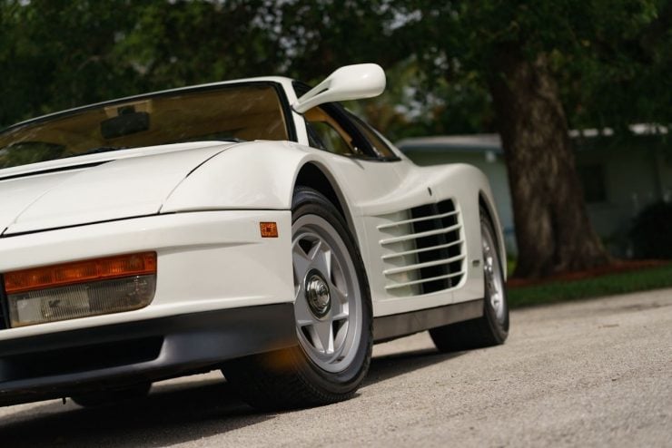 ferrari-testarossa-miami-vice-18