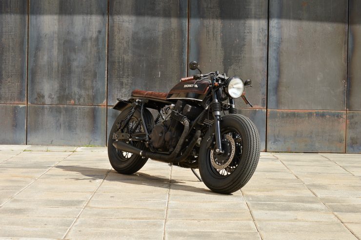 Honda CB750 Brat Style 1