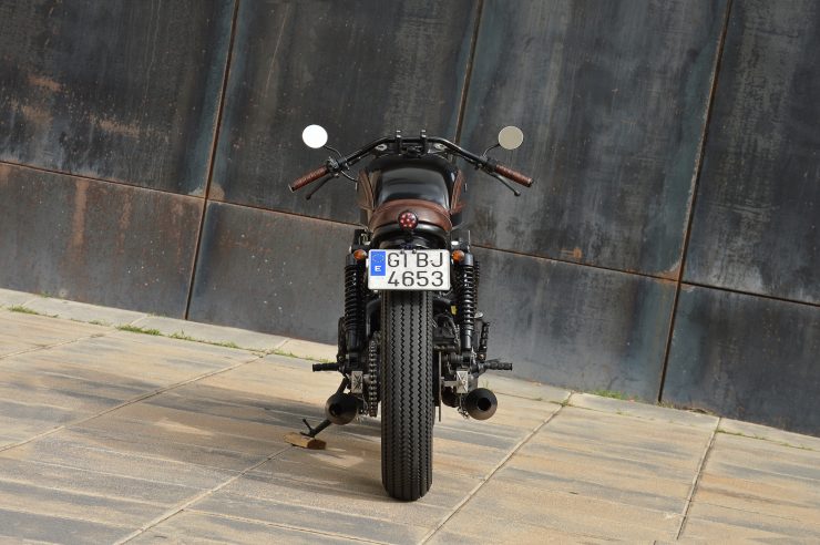 Honda CB750 Brat Style 5