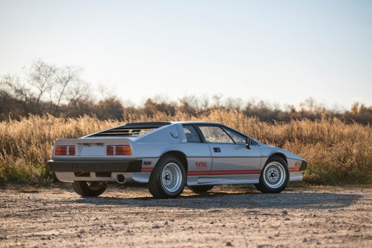 lotus-esprit-turbo-1