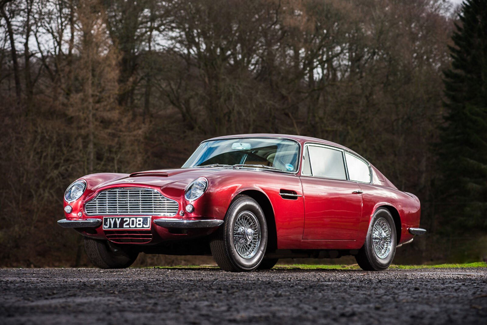 Aston Martin DB6 MKII Vantage