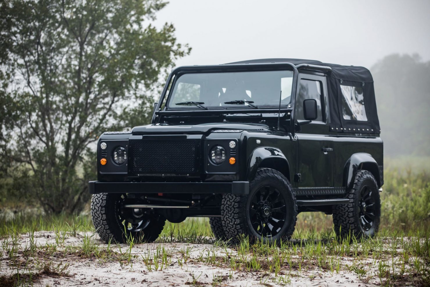 Corvette-Engined Land Rover Defender 90