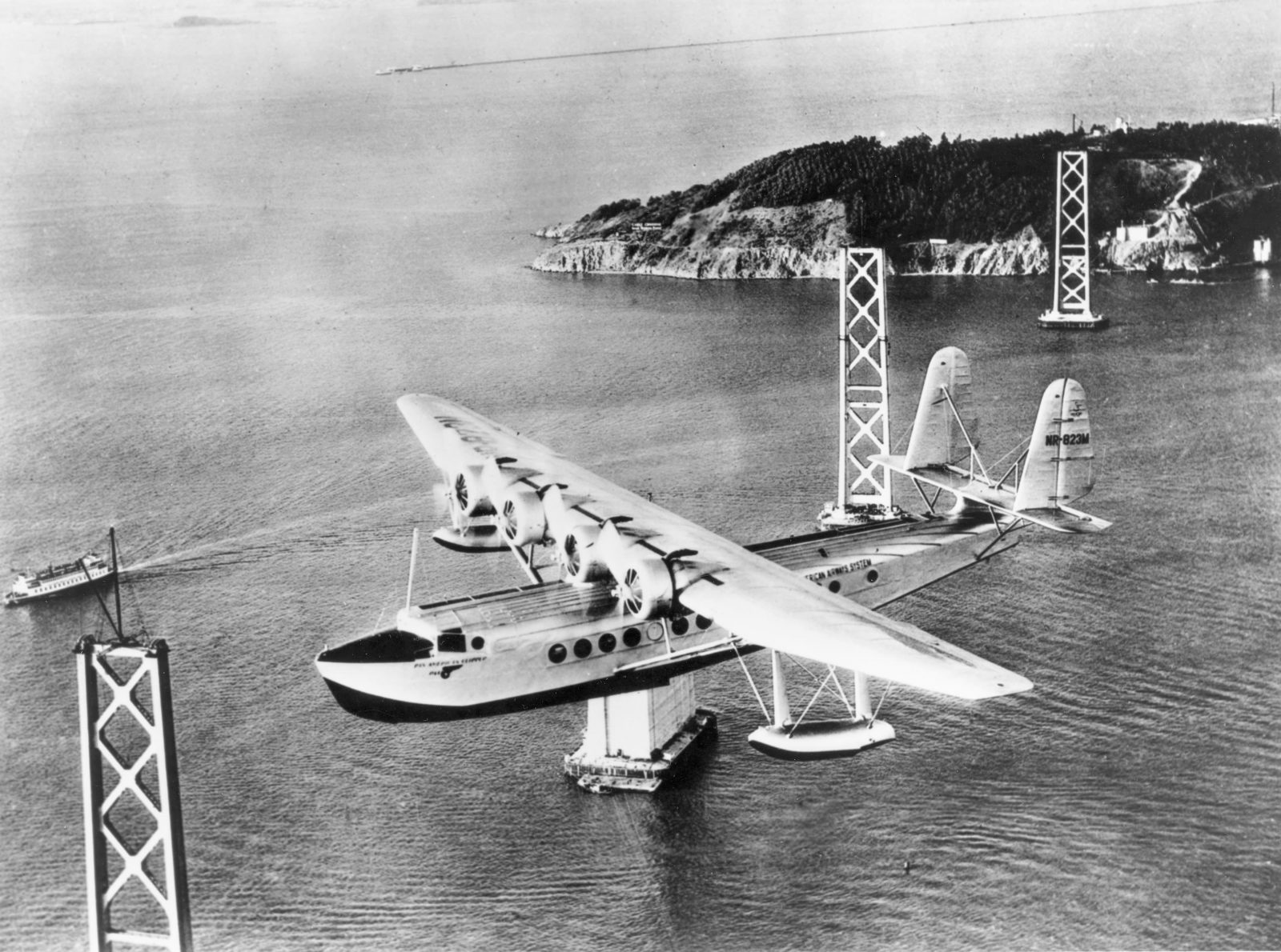 Documentary: Flying the Lindbergh Trail in the Pan Am Clipper