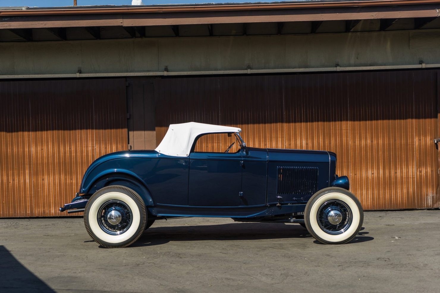 1932 Ford V8 "Pete Henderson" Roadster