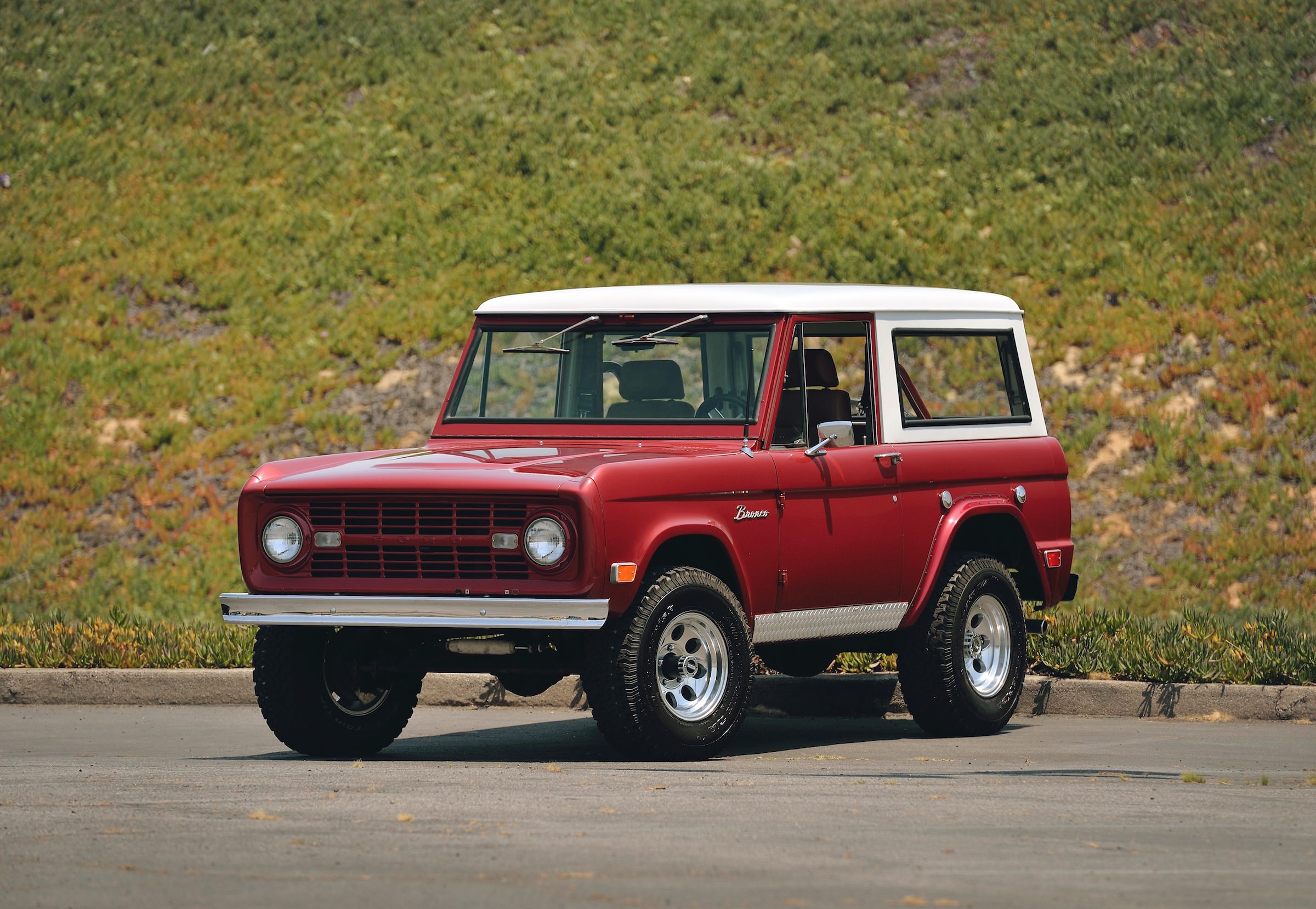 Restomod: 1968 Ford Bronco 302 V8