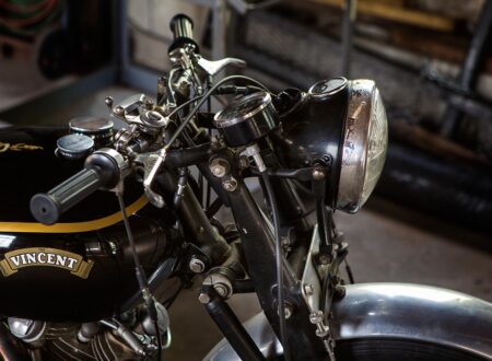 A "Shadowized" 1954 Vincent Rapide Series-C Vincent Rapide Motorcycle 5 450x330 - A "Shadowized" 1954 Vincent Rapide Series-C