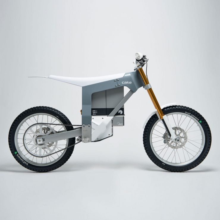 Cake Kalk Electric Bike Side Profile 740x740 - A Two-Wheeled Tesla: The CAKE KALK Dual Sport Electric Bike