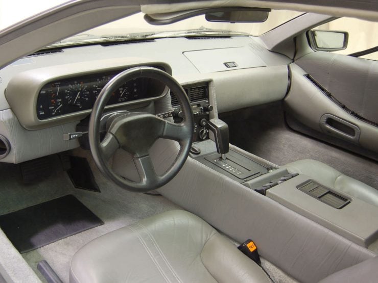 DeLorean DMC-12 Interior