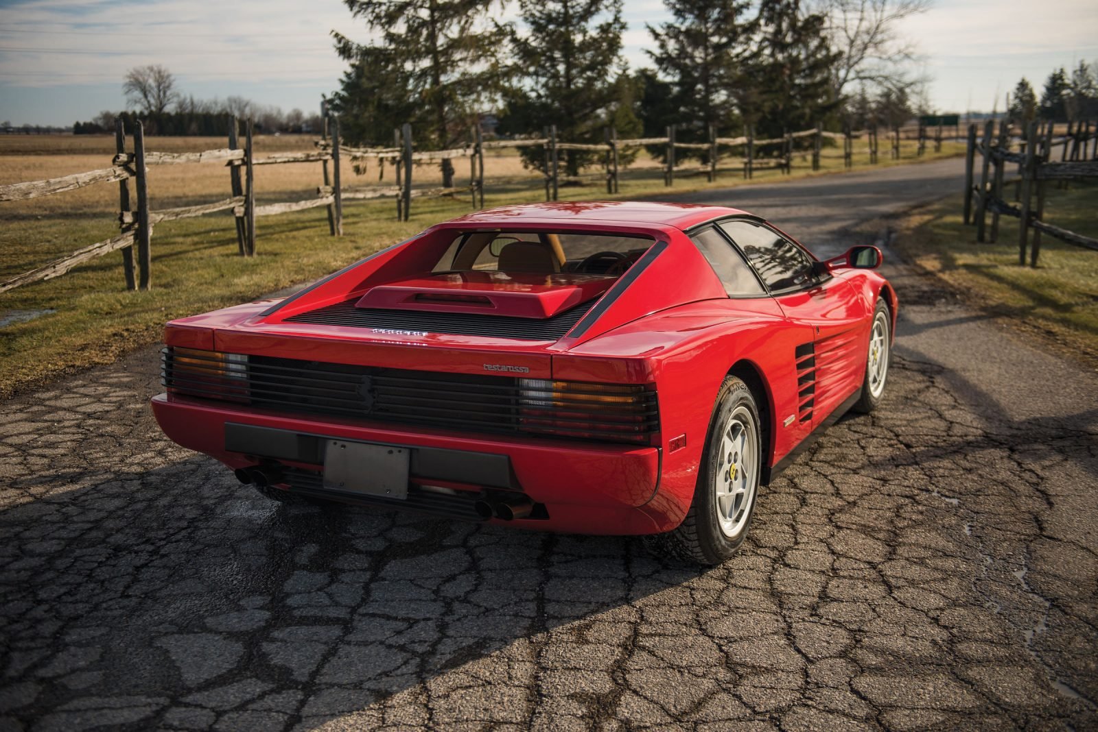 old ferrari testarossa