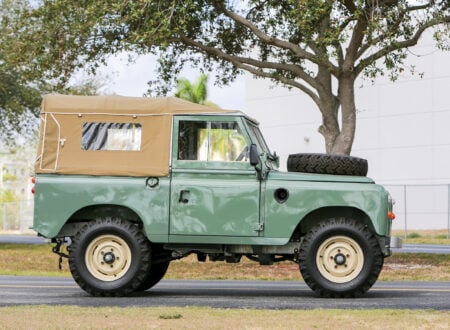 Land Rover Series III Side Land Rover Series III