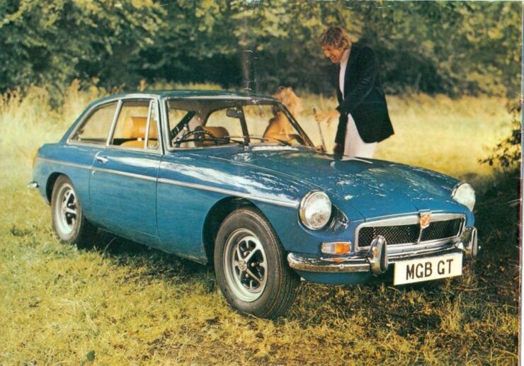 MGB V8 GT and Roadster - The Essential Buying Guide