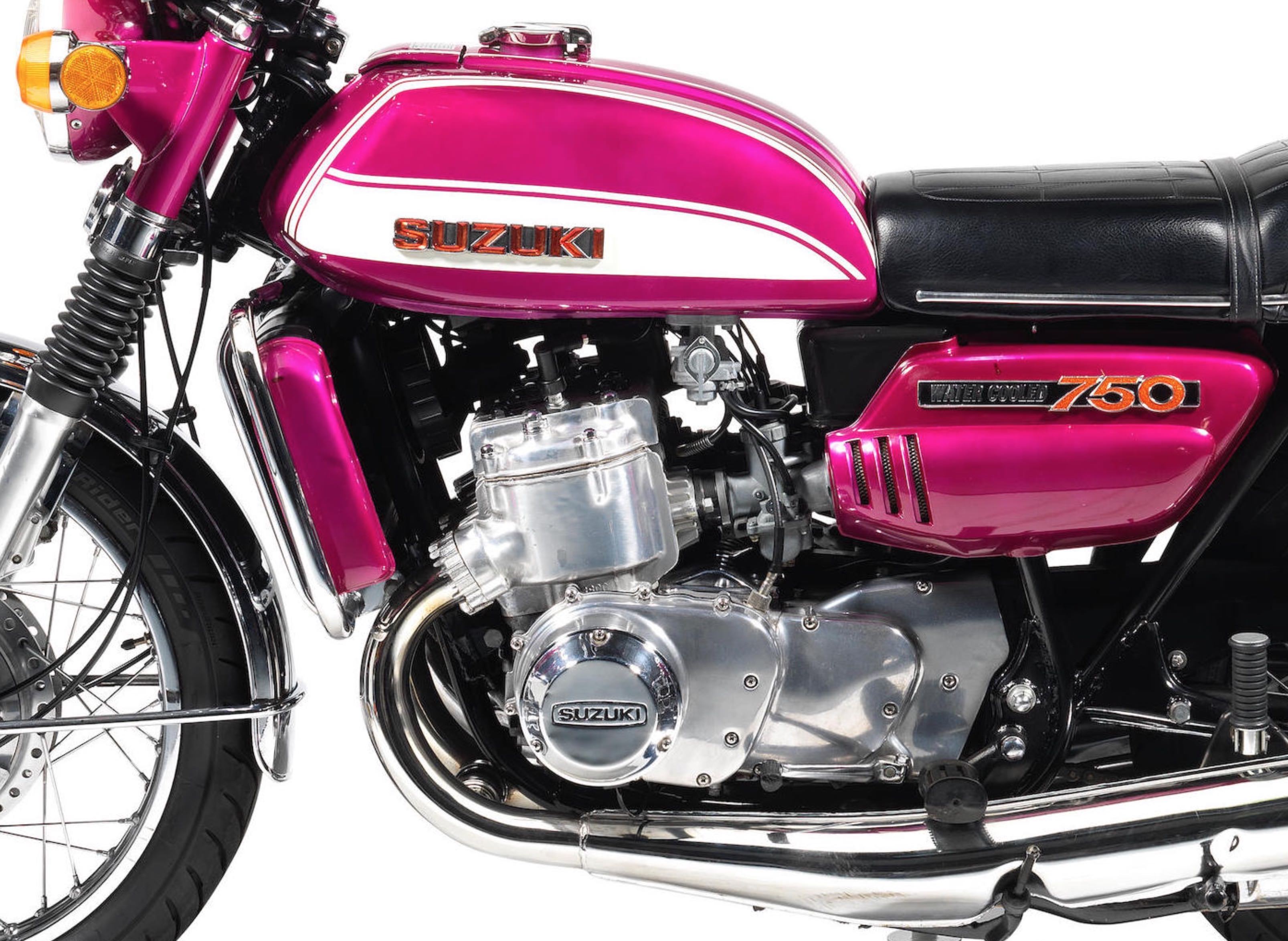 The Original 750cc Two-Stroke - The Suzuki GT750 Le Mans