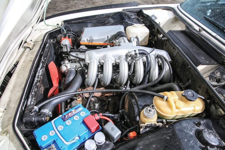 BMW 3.0 CSL Batmobile Engine