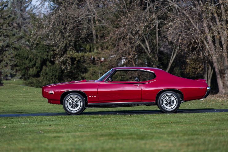 Pontiac GTO Judge Side