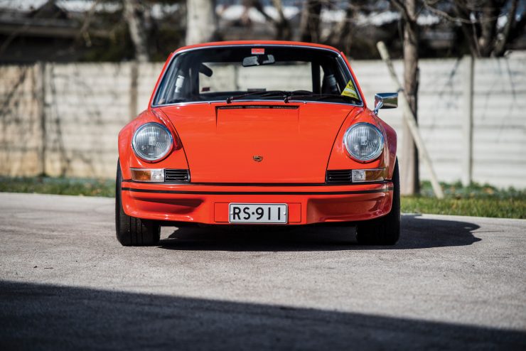 Porsche 911 Carrera Front