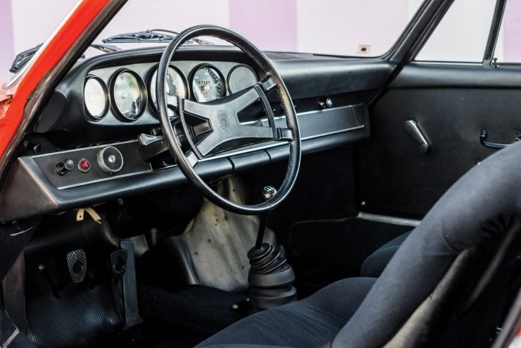 Porsche 911 Carrera Interior