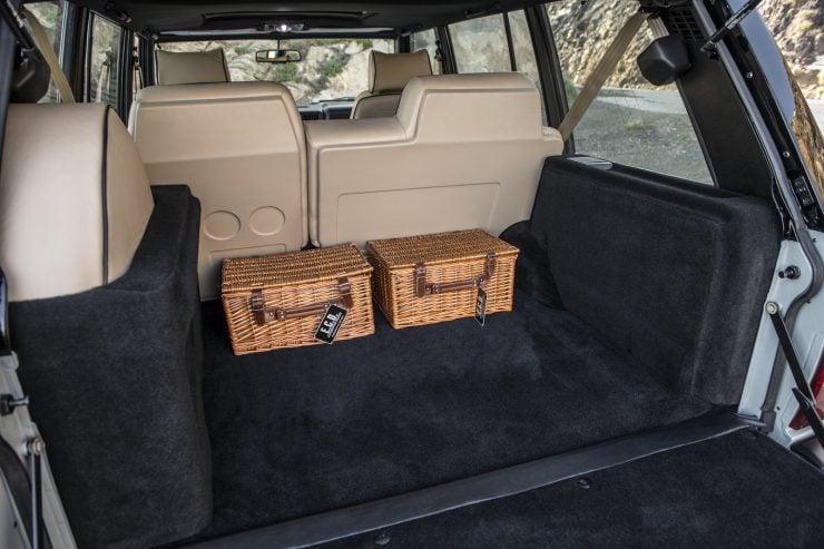 Custom Luxury Range Rover Interior 9