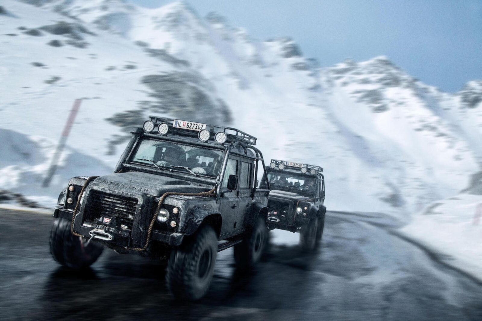 James Bond Specter Land Rover Defender SVX Main