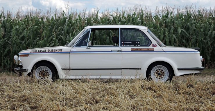 BMW 2002 Tii Side