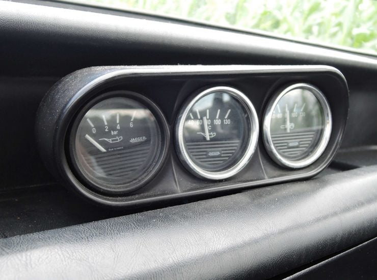 BMW 2002 Tii Gauges