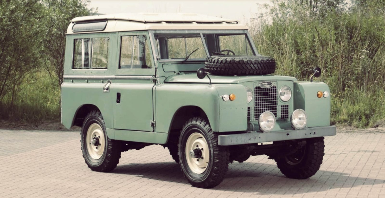 A Brief History of the Land Rover Series 2, 2A and 2B FC