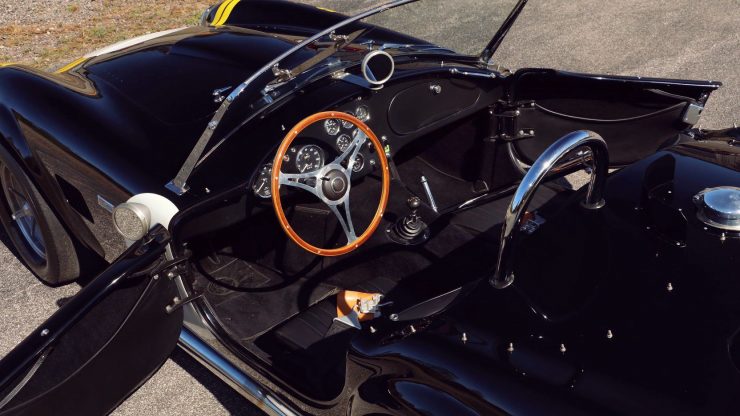 Shelby Cobra Mark I cockpit