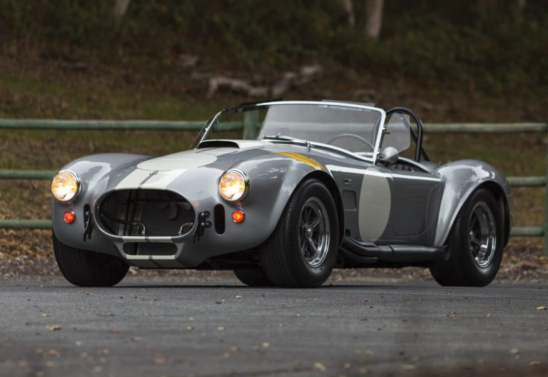 A Quick History of the Shelby Cobra