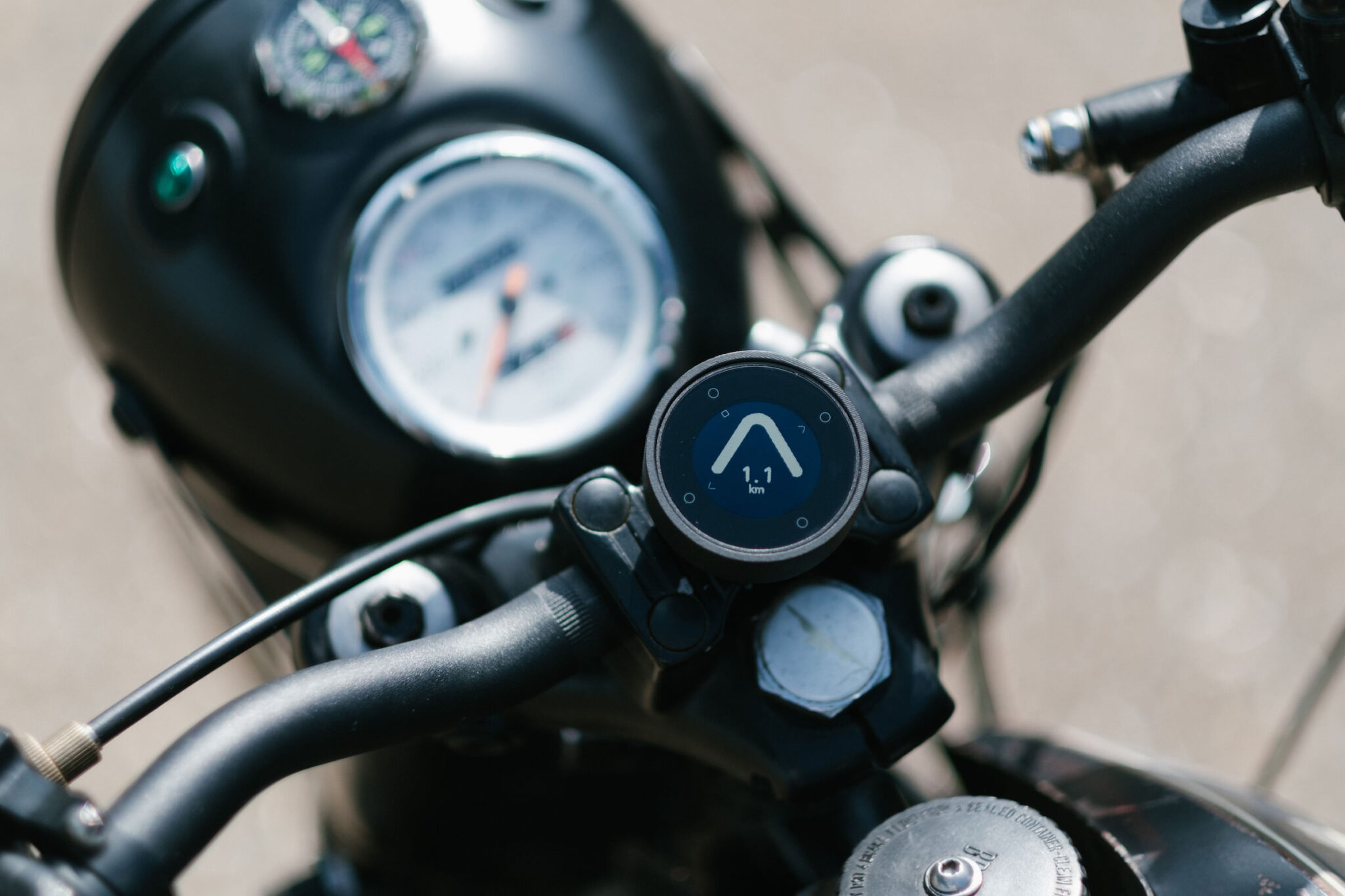 Beeline Moto GPS Unit - Motorcycle GPS For The 21st Century