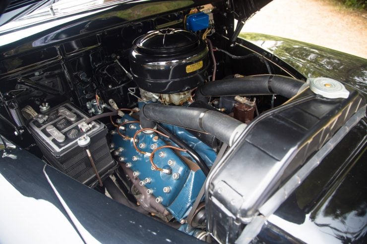 Ford Super Deluxe V8 Marmon-Herrington Wagon 4x4 Engine