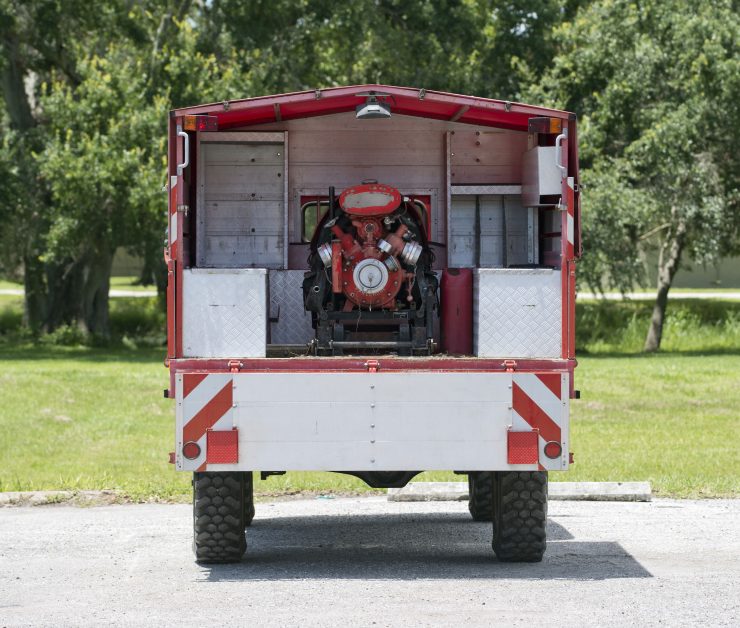 Mercedes-Benz Unimog Back