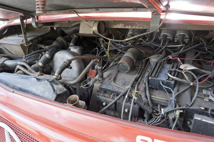 Mercedes-Benz Unimog Engine