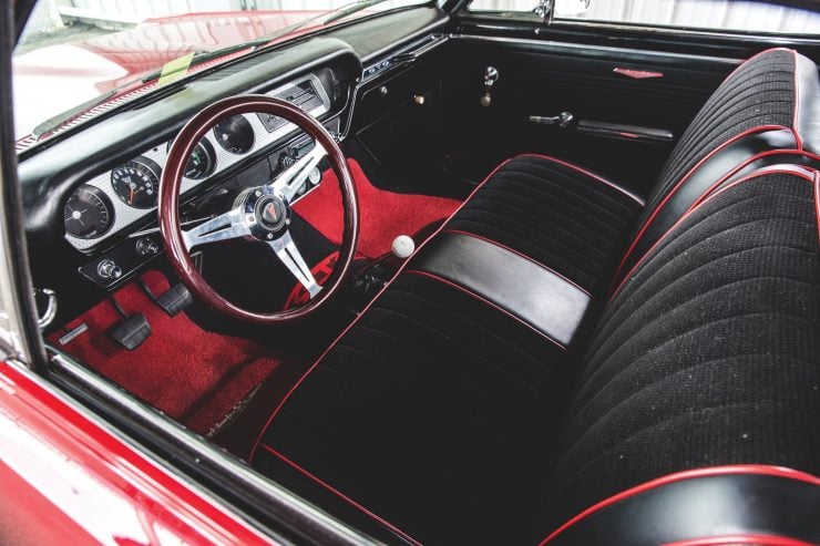 Pontiac GTO Chief Camino Interior