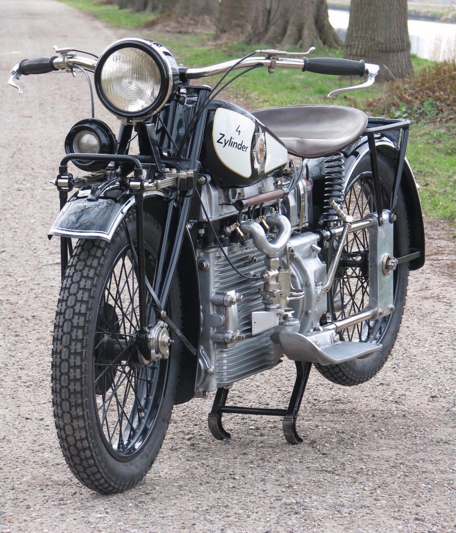 The Windhoff Four Cylinder - The Motorcycle Of The Future From 1926