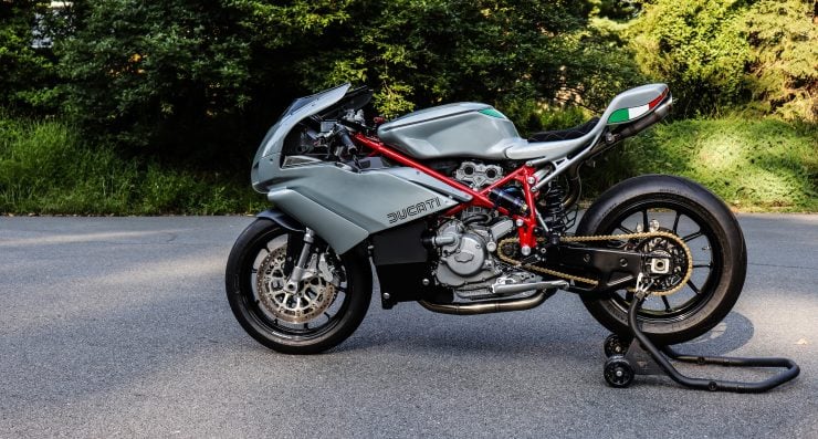 Ducati 749 Custom 7