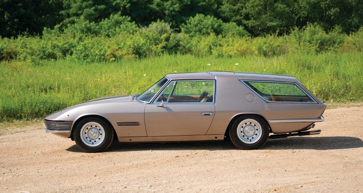 Ferrari 330 GT 2+2 Shooting Brake Side