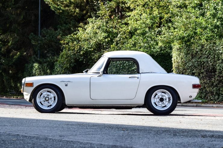 Honda S800 Racing Car Side