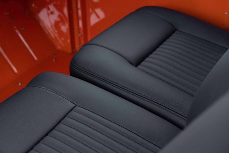 Land Rover Seats