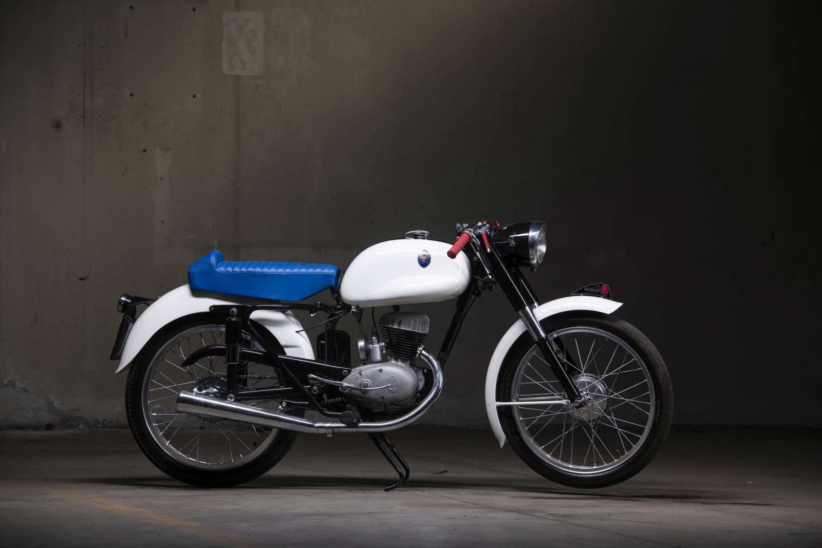 maserati v8 motorcycle