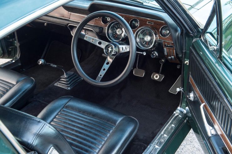 Ford Mustang Bullitt Interior