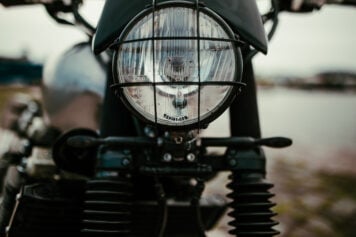 Yamaha XJR1300 Headlight