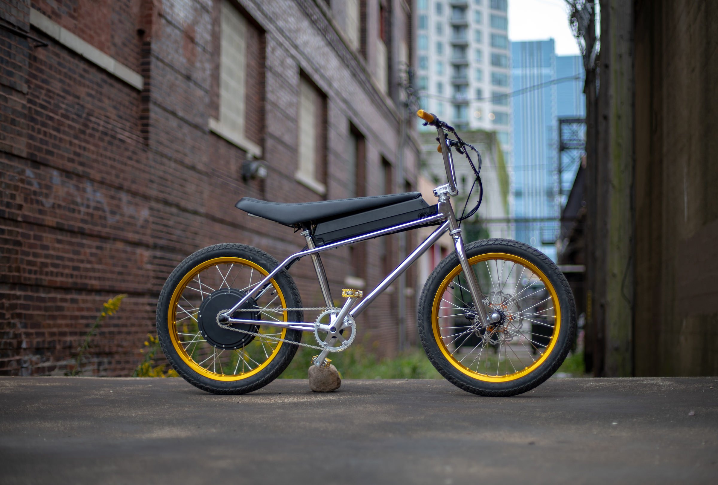 ZOOZ One - An Electric BMX Bike For The 21st Century