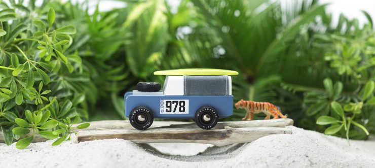 House of Candy Drifter Land Rover Wooden Car 5