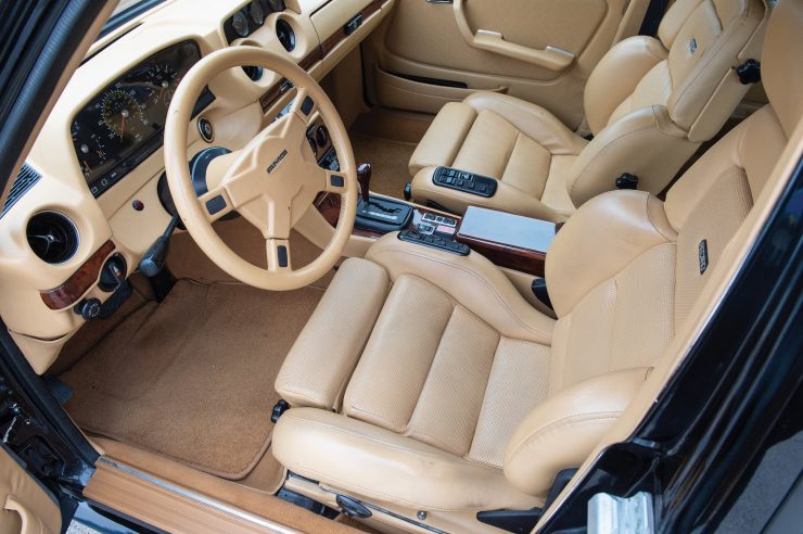 Mercedes-Benz 500 TE AMG Interior