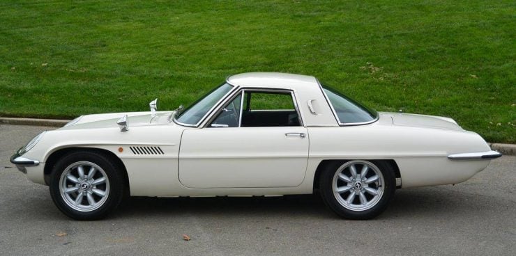 Mazda Cosmo Series II Wankel sports car