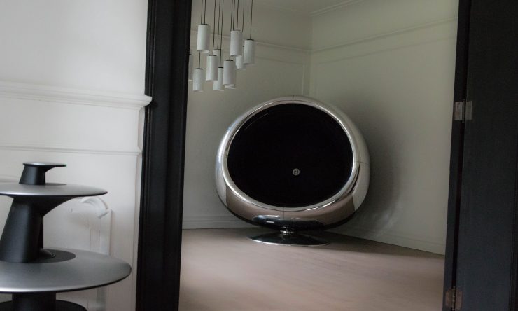 Boeing 737 Jet Engine Cowling Chair 2