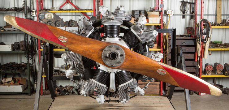 Continental R-670 Engine Close-Up