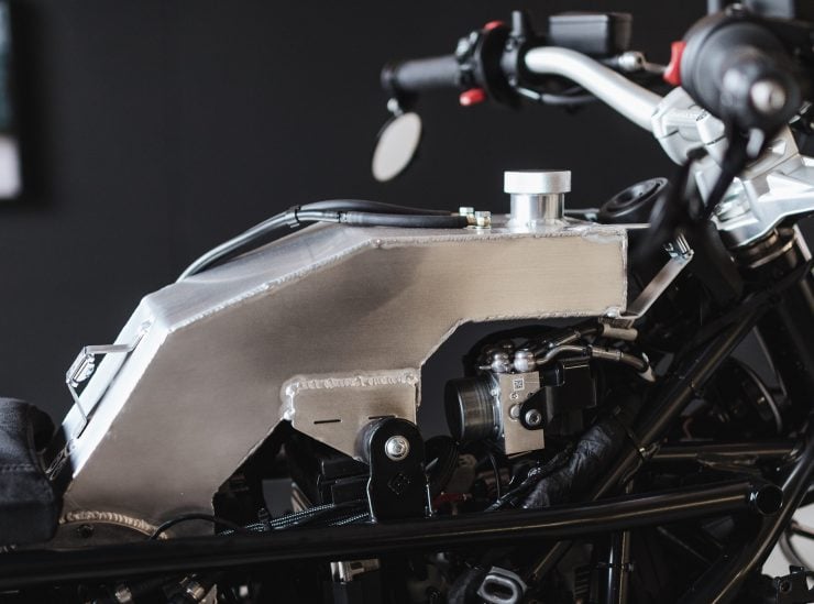 Hookie Moto-Kit BMW R NineT Custom Motorcycle Fuel Tank